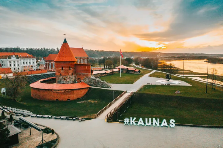 Paveldas ir istorinė atmintis: XX a. atmintis ir jos paveldas dabartinėje Lietuvoje.