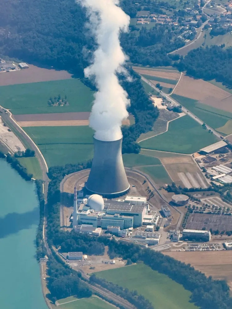 Medžiagos sandara. Atomų branduolių virsmai. 8 klasė.